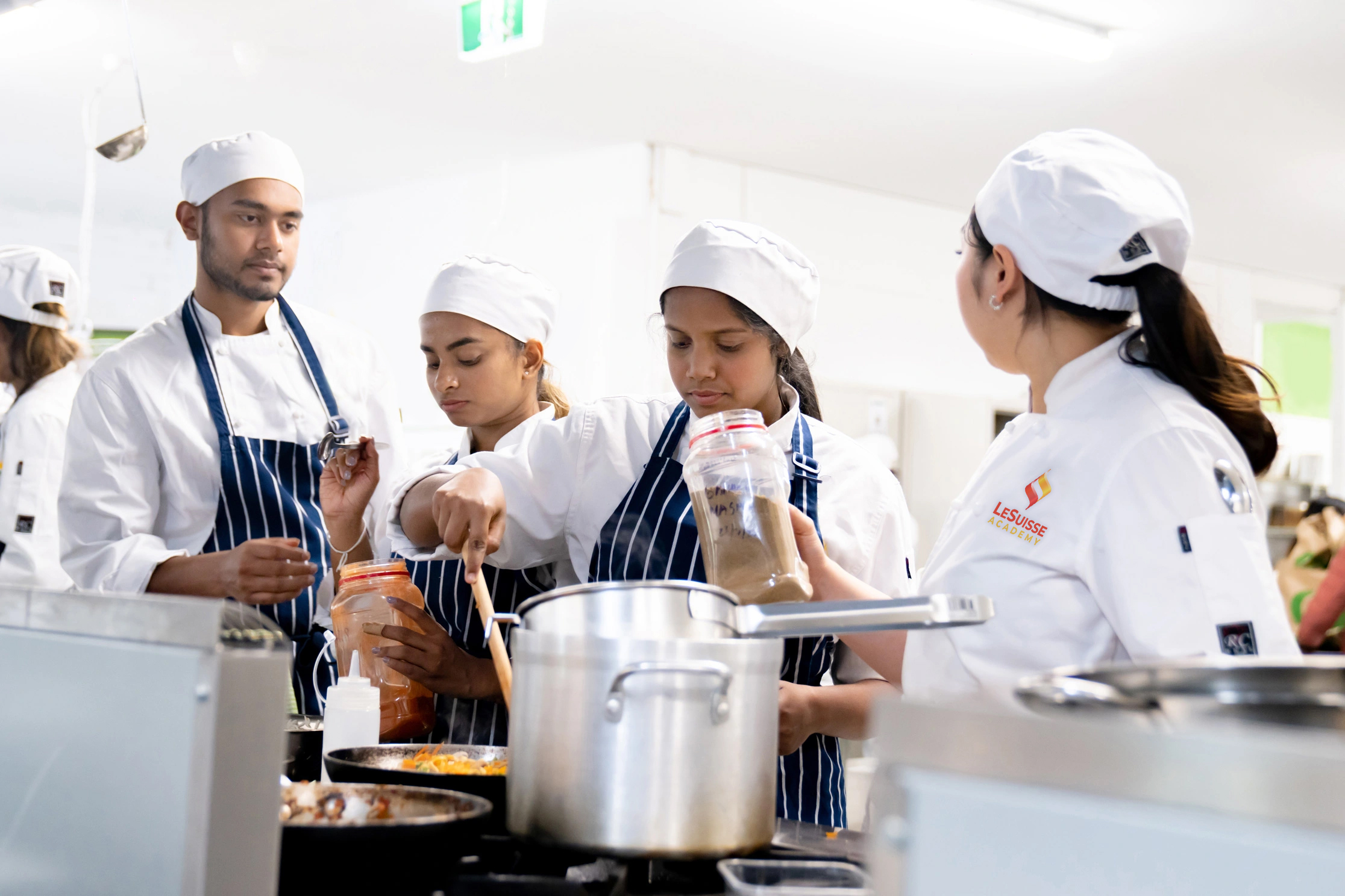 SIT40521 &ndash; Certificate IV in Kitchen Management